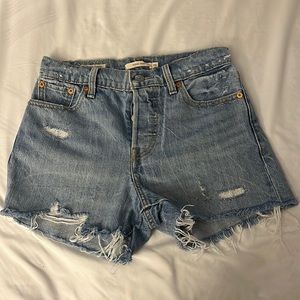Womens Levi’s wedgie short